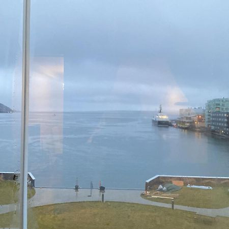 Royal Skir Apartment Sea View Tromso Exterior photo